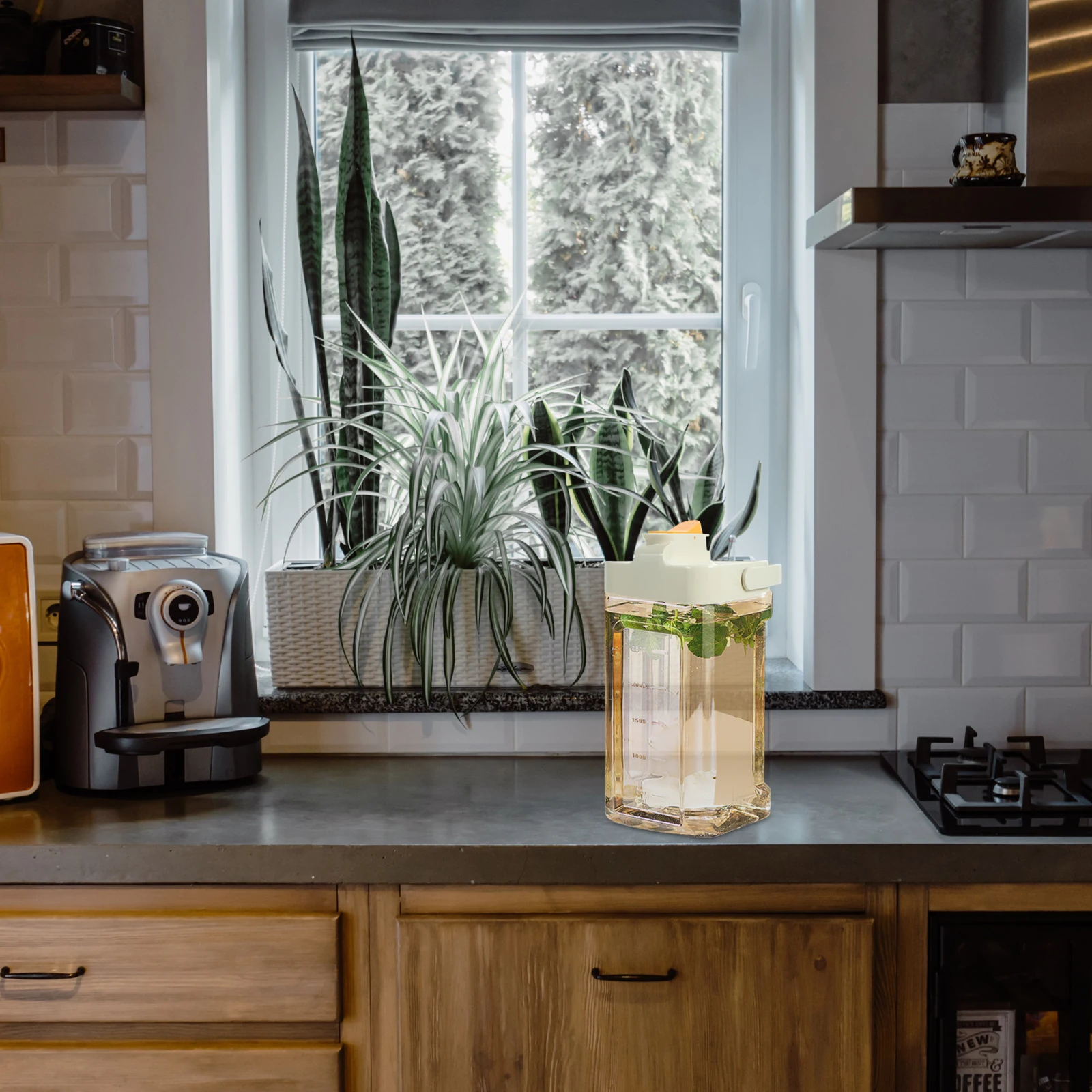 

Professional Portable Fridge Water Dispenser with Faucet Large Capacity PP Material Drink Pitcher for Wine Juice Tea