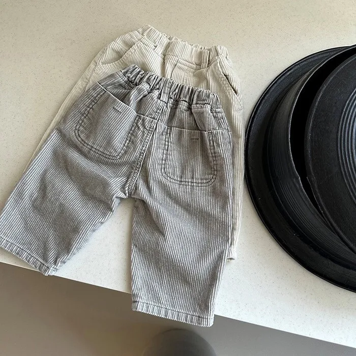 2024 Frühling neue Baby Jeans hose Kinder Jungen feste Freizeit hose Kleinkind Mädchen Jeans Kinder Harems hose Baby kleidung