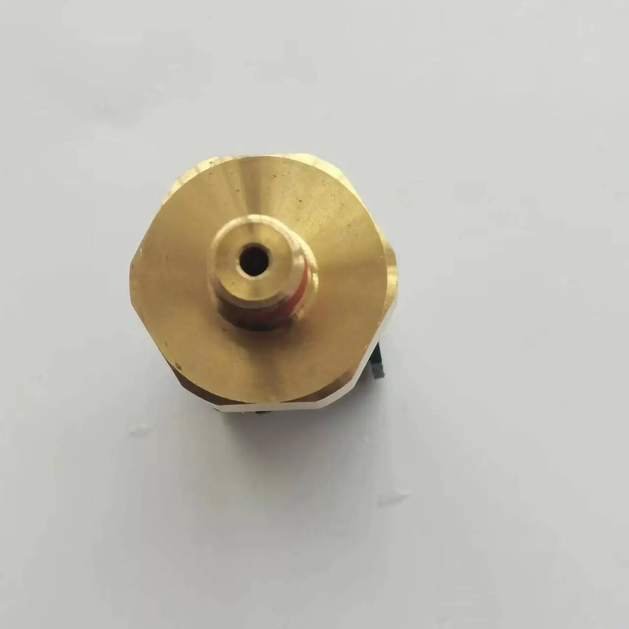 05149064AA  Oil Pressure Switch Sensor For Jeep Cherokee Grand Cherokee Liberty Wrangler 2.4 2.5 2.7 2.8 3.7L 4.0L 4.7L