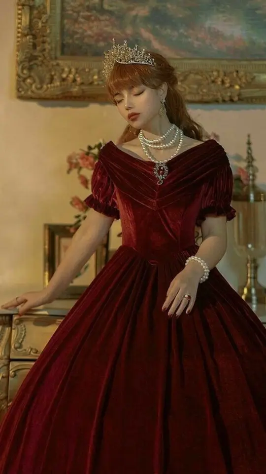 red velvet renaissance dress Gown, Renaissance Tudor Royal Nobility Red