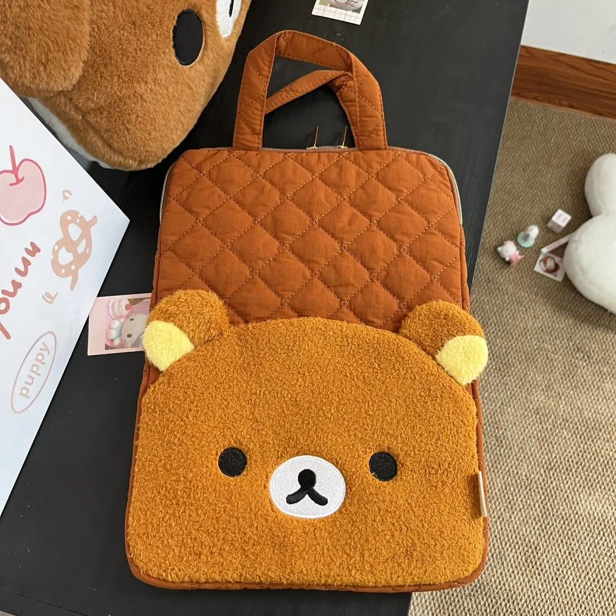 bolsa-para-ordenador-portatil-con-dibujos-de-rilakkumas-bonita-funda-protectora-de-felpa-a-prueba-de-golpes-para-ordenador-portatil-bolso-de-mano-regalos-para-estudiantes