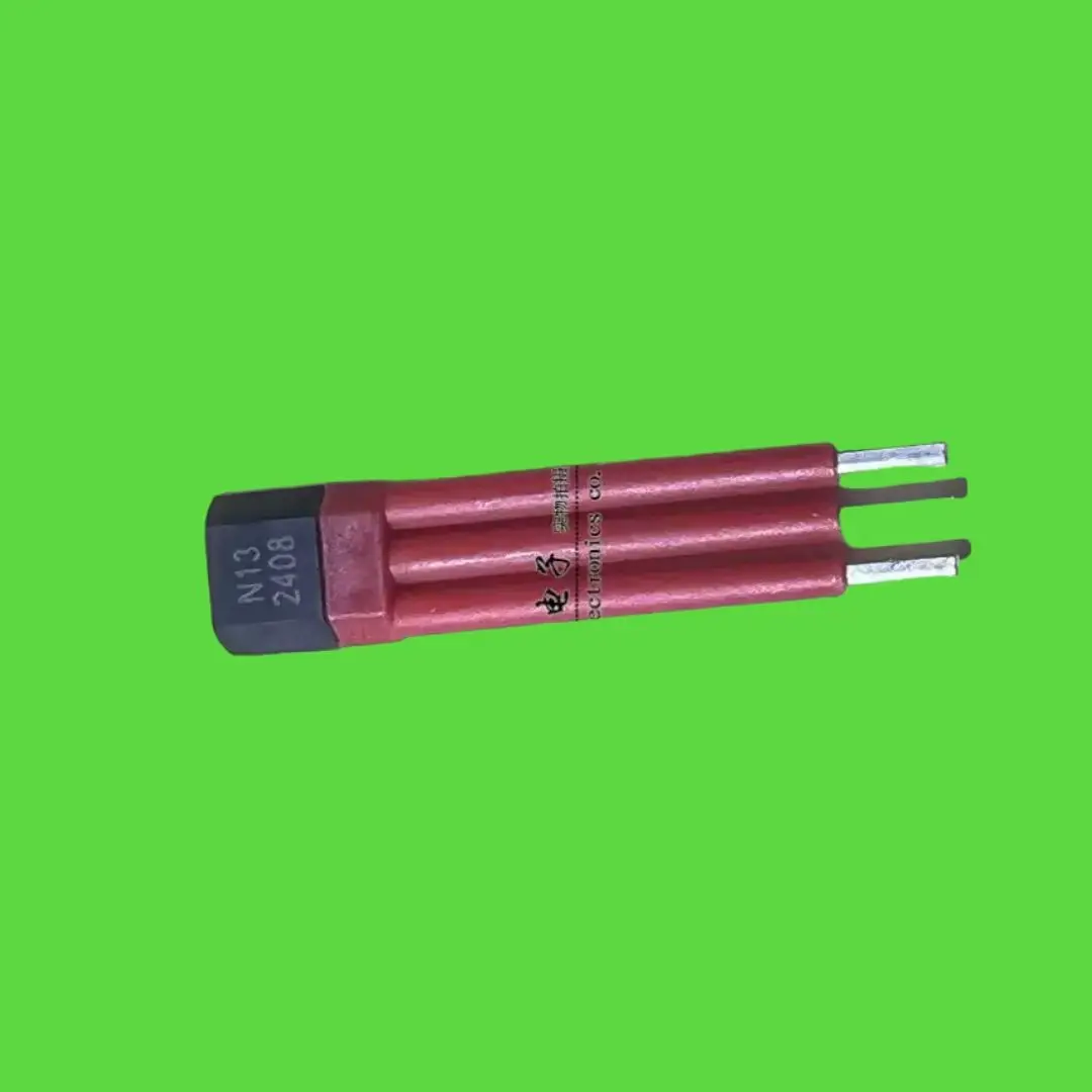 10PCS/  N13 new national standard 213 motor Hall element N13