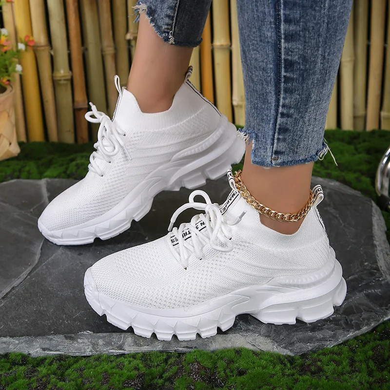 

Women Mesh Breathable Casual Sneakers Lace-up Vulcanized Shoes Ladies Platform Sneakers Female Shoes Plus Size Zapatos De Mujer