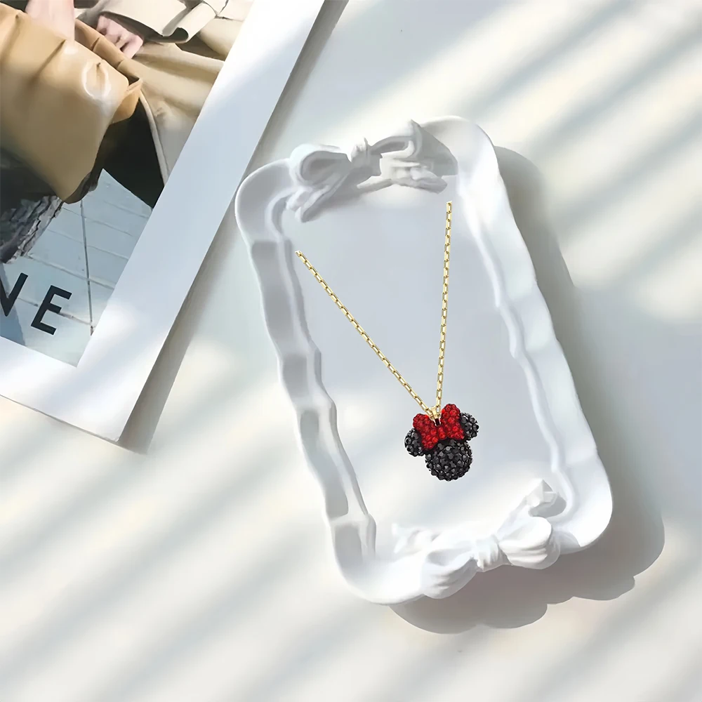 

2025 Hot Selling Brand Women's Necklace Fashionable, Simple, Luxurious Jewelry Suitable for Gifting To Friends