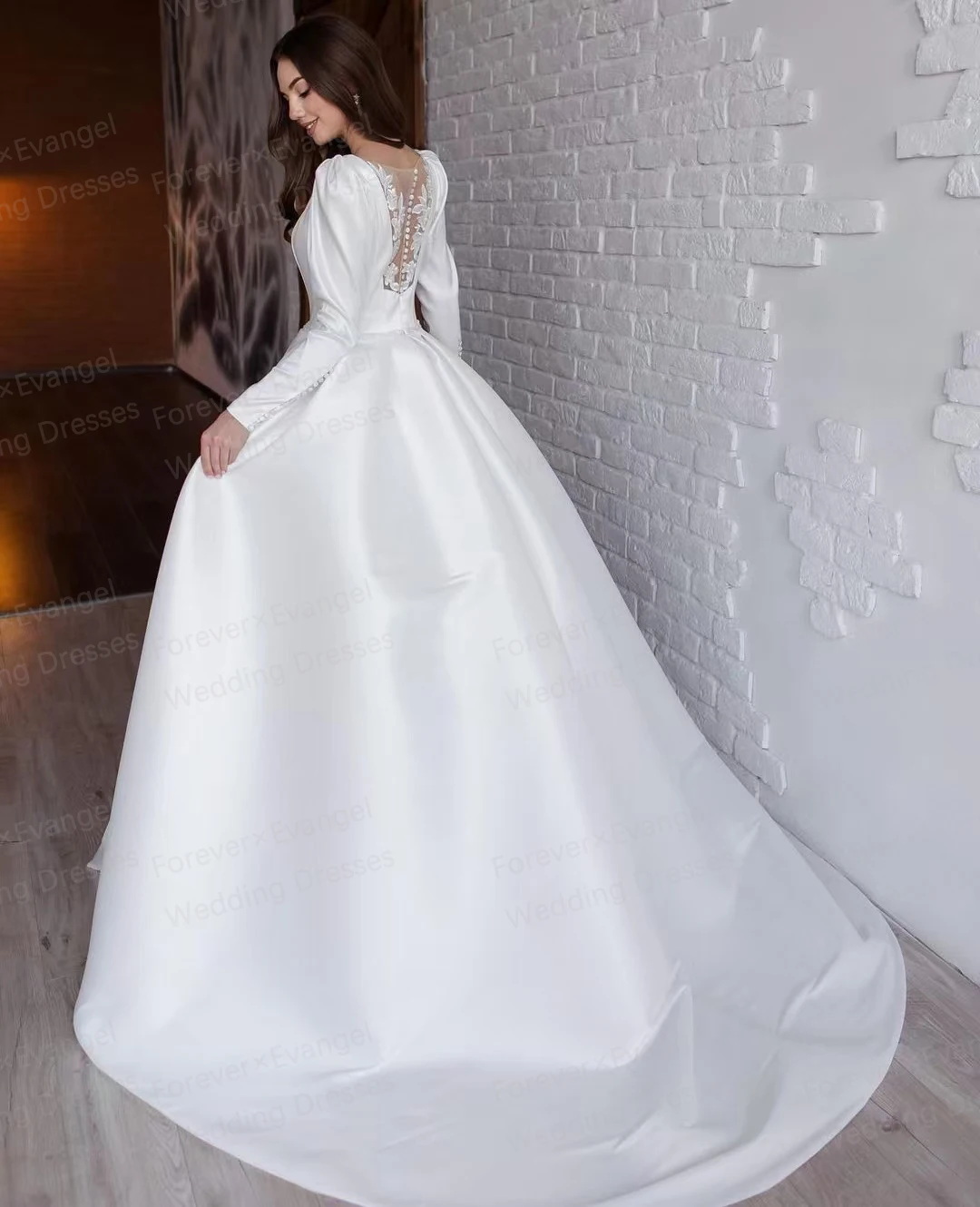 Formal Wedding Dresses A Line Woman's Sexy Backless Appliques Long Sleeve Satin Bride Gowns Vestidos Robe De Mariée Customized