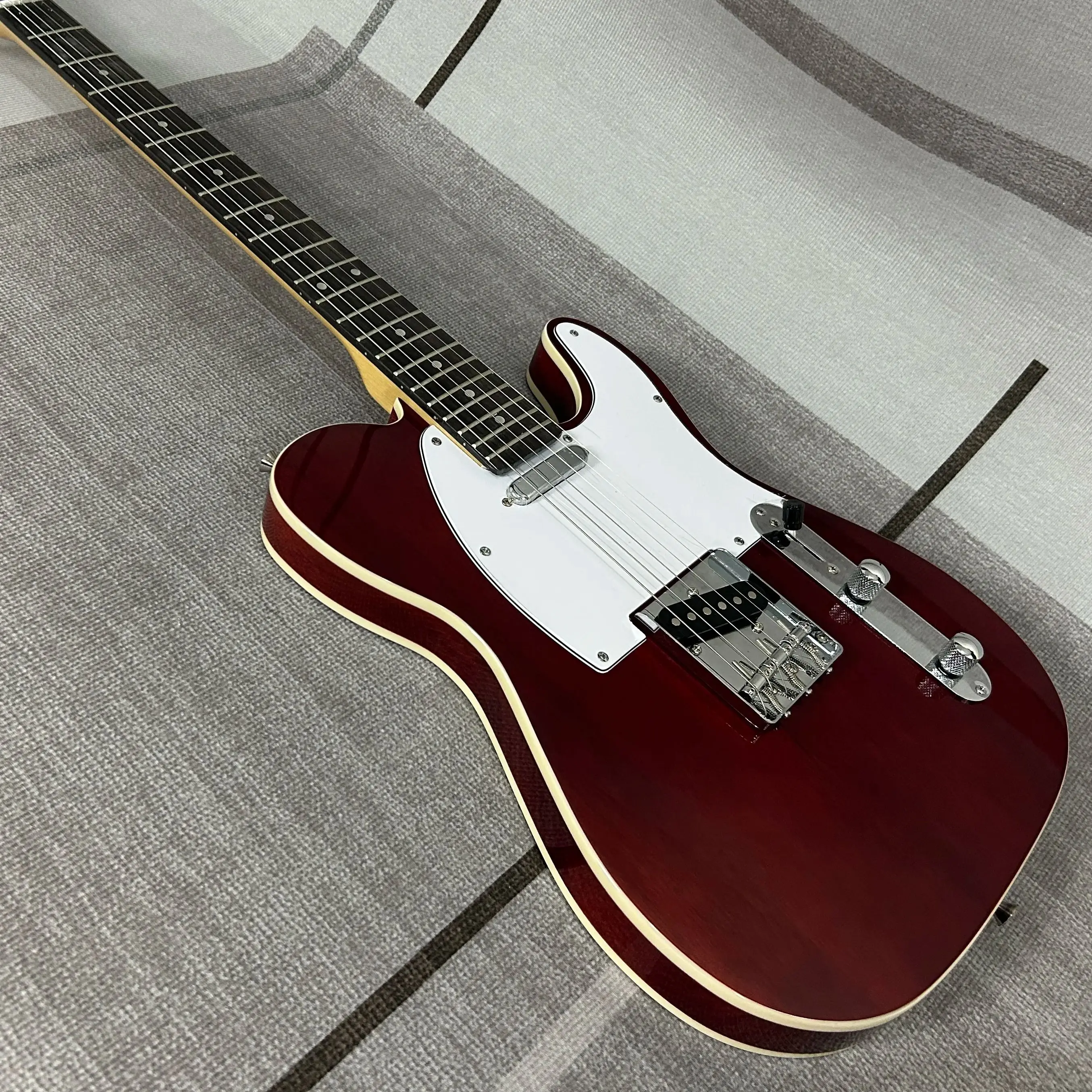 Thumbnail 4 - #4 Latest Electric Guitars Price Drops