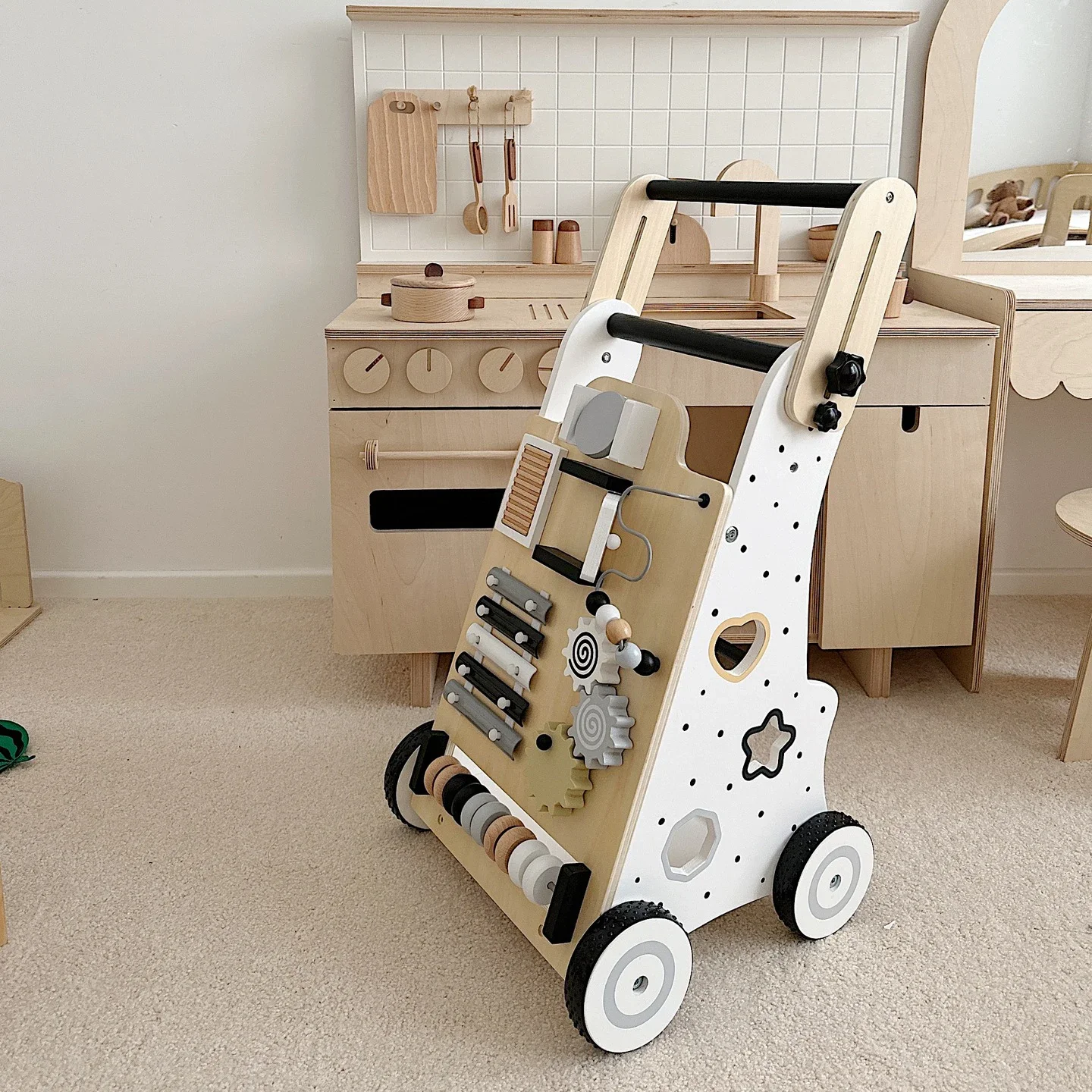 Hoye Crafts Funny Push and Pull Learning Popular Anti-Rollover Walker High Quality Wooden Baby Walker New Toys 2023 Kids