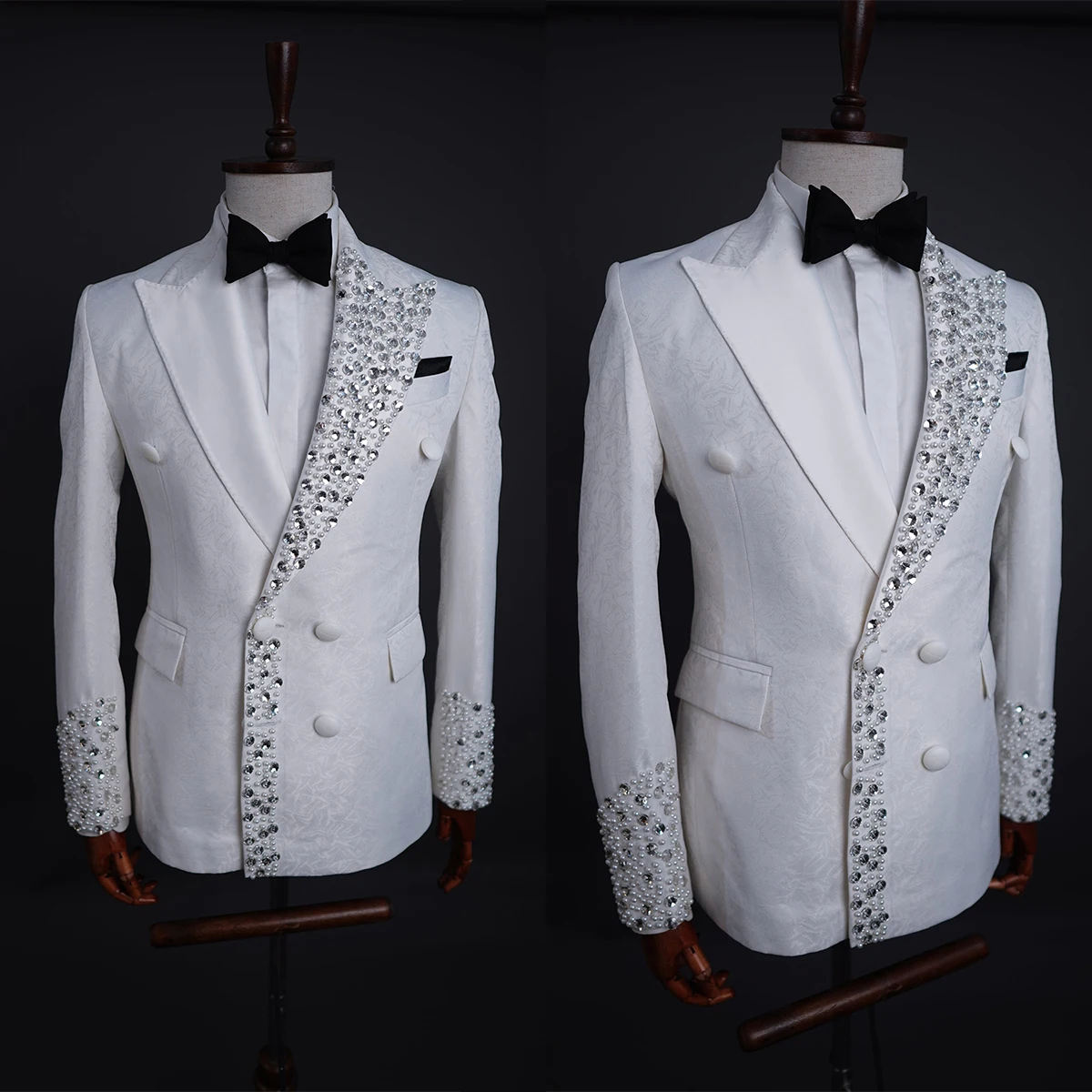 

Wedding Men Suits Tuxedos New Modern Crystal Suit Peaked Lapel Single Breasted Sparkly Diamond Men's Blazers Customized