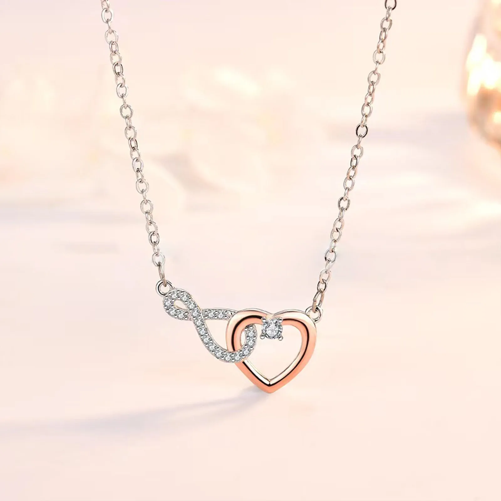 

Elegant Fashionable Simple Lightweight Copper Infinity Love Necklace for Women, Collarbone Chain, Hot sale
