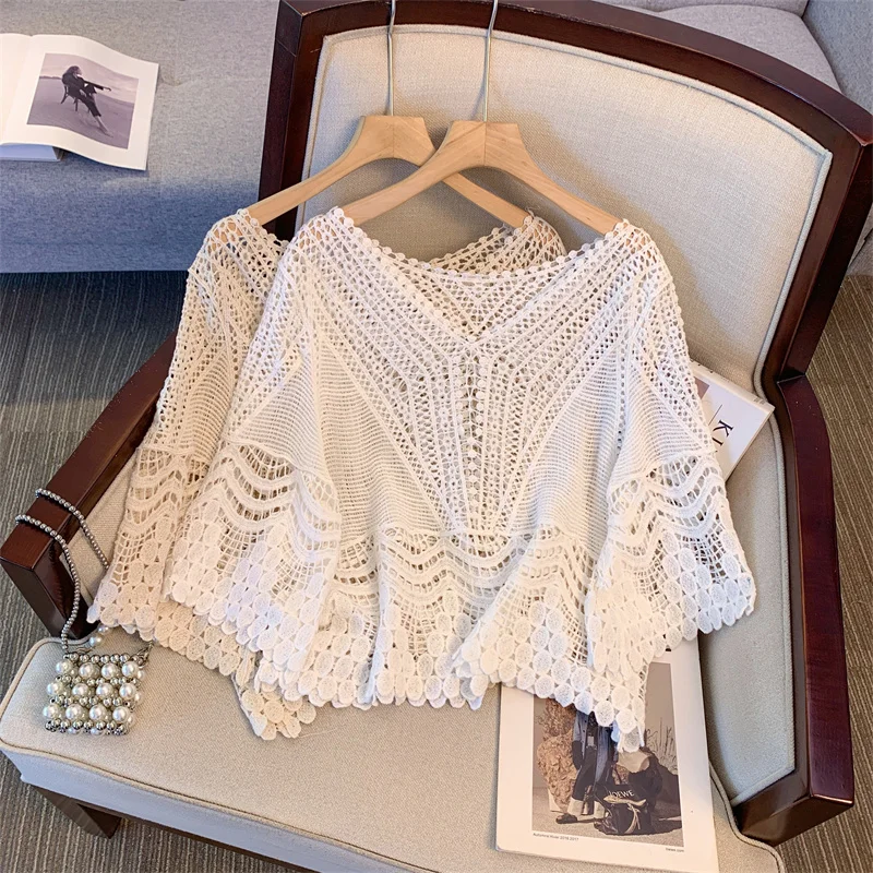 Moda sexy crochê três quartos manga feminina rendas topos elegante solto oco para fora praia férias xale protetor solar camisa