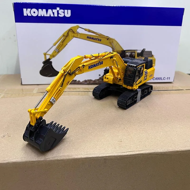 UH 8120 1:50 Scale KOMATSU PC490LC-11 Excavator Engineering Alloy Car Model Ornaments