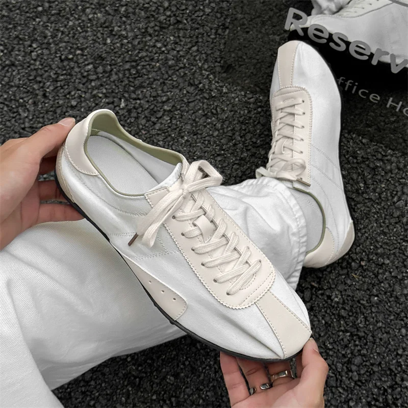 أحذية رجالية شبكية صيف 2025 جديدة بلون واحد أحذية فردية عالمية قابلة للتنفس نعل ناعم أحذية نسائية كاجوال خفيفة #2