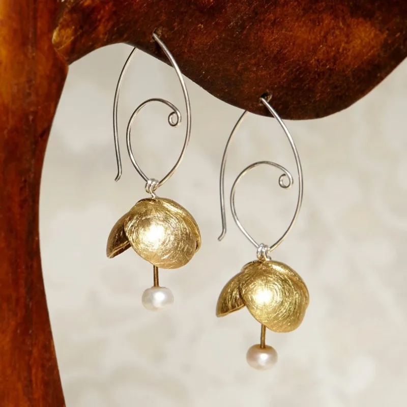 Blumenblatt-Imitationsperlen-Anhänger-Ohrringe für Damen, modische, exquisite Metall-Ohrringe, eleganter Schmuck, Accessoires, Geschenke ﻿