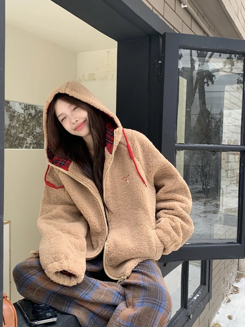 

Женская демисезонная куртка Kumikumi Lazy Style из овечьей шерсти цвета хаки, повседневная, свободного кроя, стройнящая, для активного отдыха, теплая, на молнии, с длинными рукавами