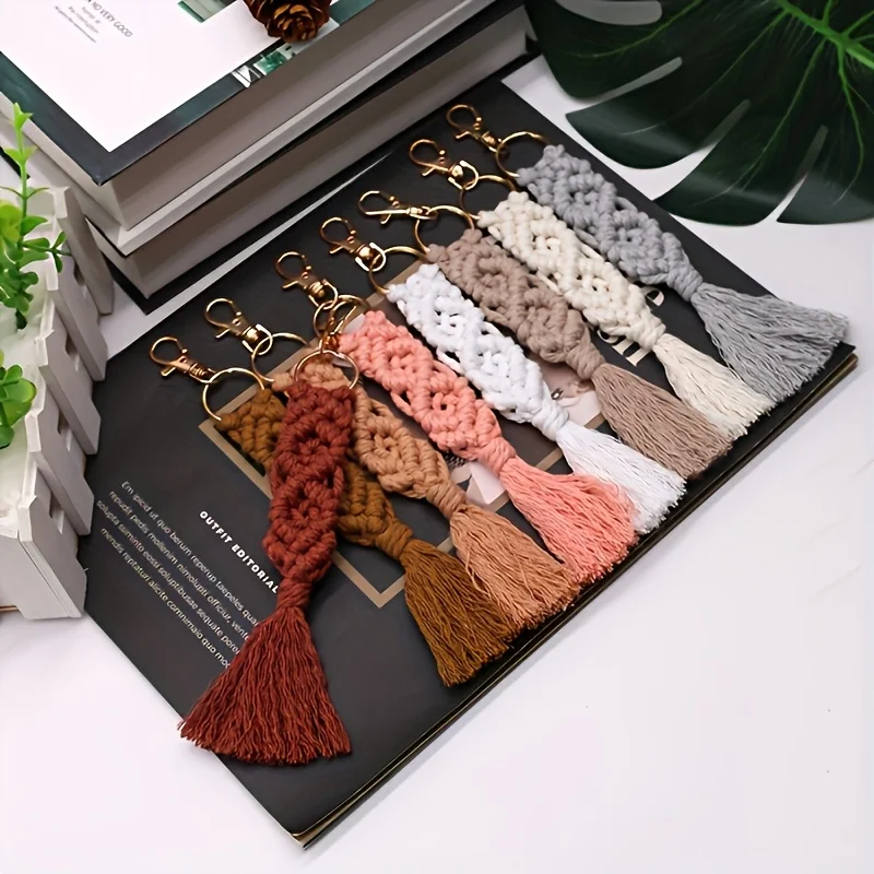 1pc Handmade Woven Keychains with Tassels, Love Gifts for Valentine Father Mother Day Graduation Party Souvenir