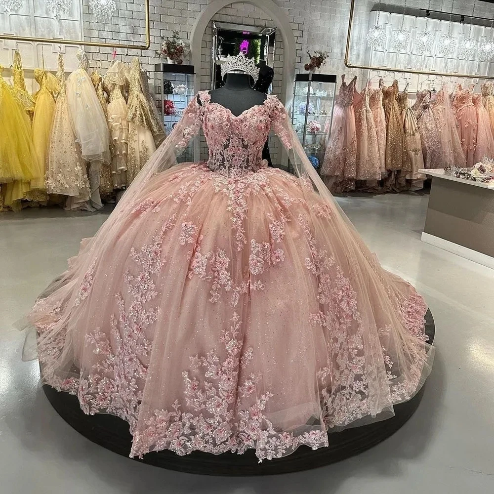 เจ้าหญิงสีชมพู Quinceanera Ball Gown Sweetheart Appliques ลูกไม้หวาน 16 ชุด 15 ปีเม็กซิกันที่กําหนดเอง