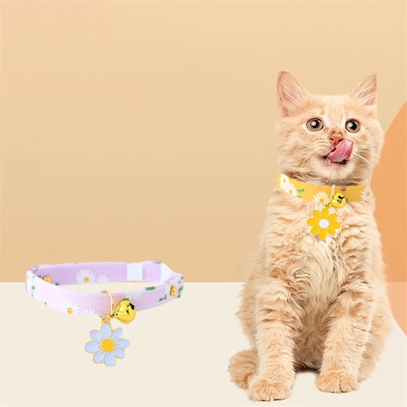 Pet Collar Jewelry Kitten Dog Fresh Flower Collar Pet Accessories Pendant Collar Cute Lovely Flowe Sweet Pet Necklace With Bell