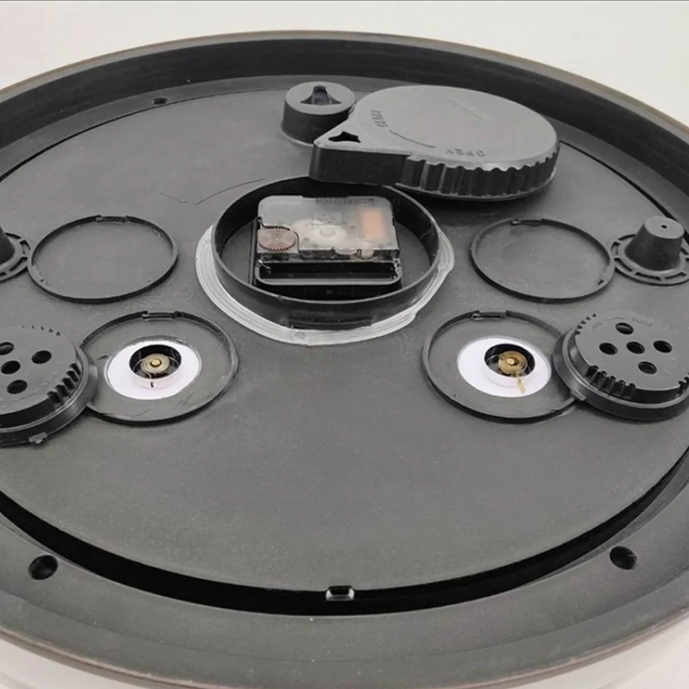 

15-дюймовые настенные часы с батарейным питанием и бесшумным нетикающим дисплеем температуры и влажности, подходящим для кухни