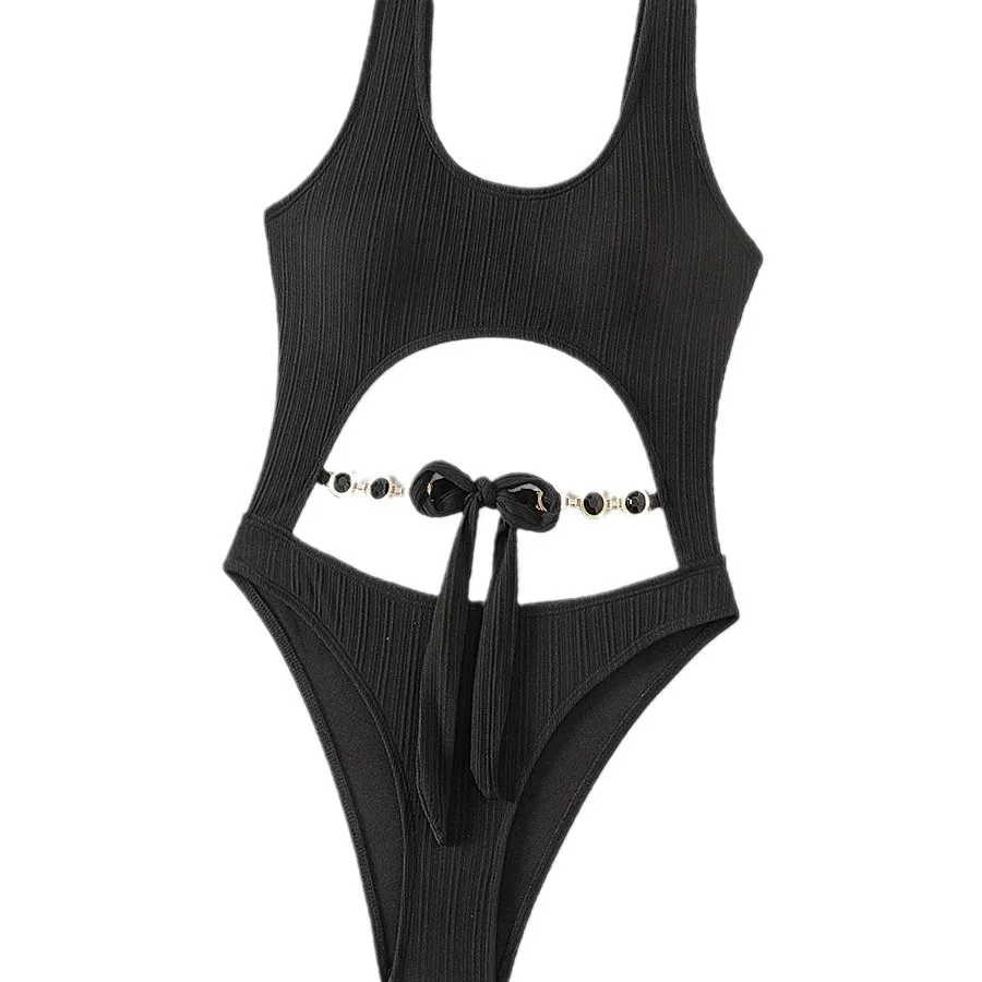 بيكيني أسود من قطعة واحدة مع زخرفة الأحجار الكريمة ملابس سباحة نسائية 2025 جديد