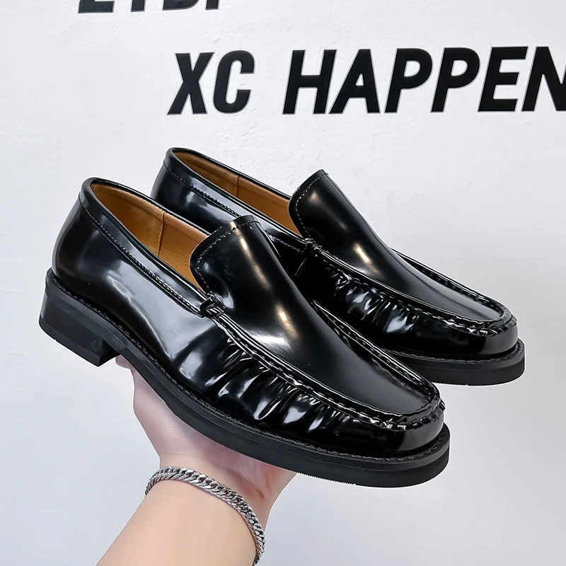 

Брендовый дизайн 2025, мужские лоферы из лакированной натуральной кожи, мокасины, мужские лоферы с кисточками, винтажные повседневные мужские модельные туфли без шнуровки