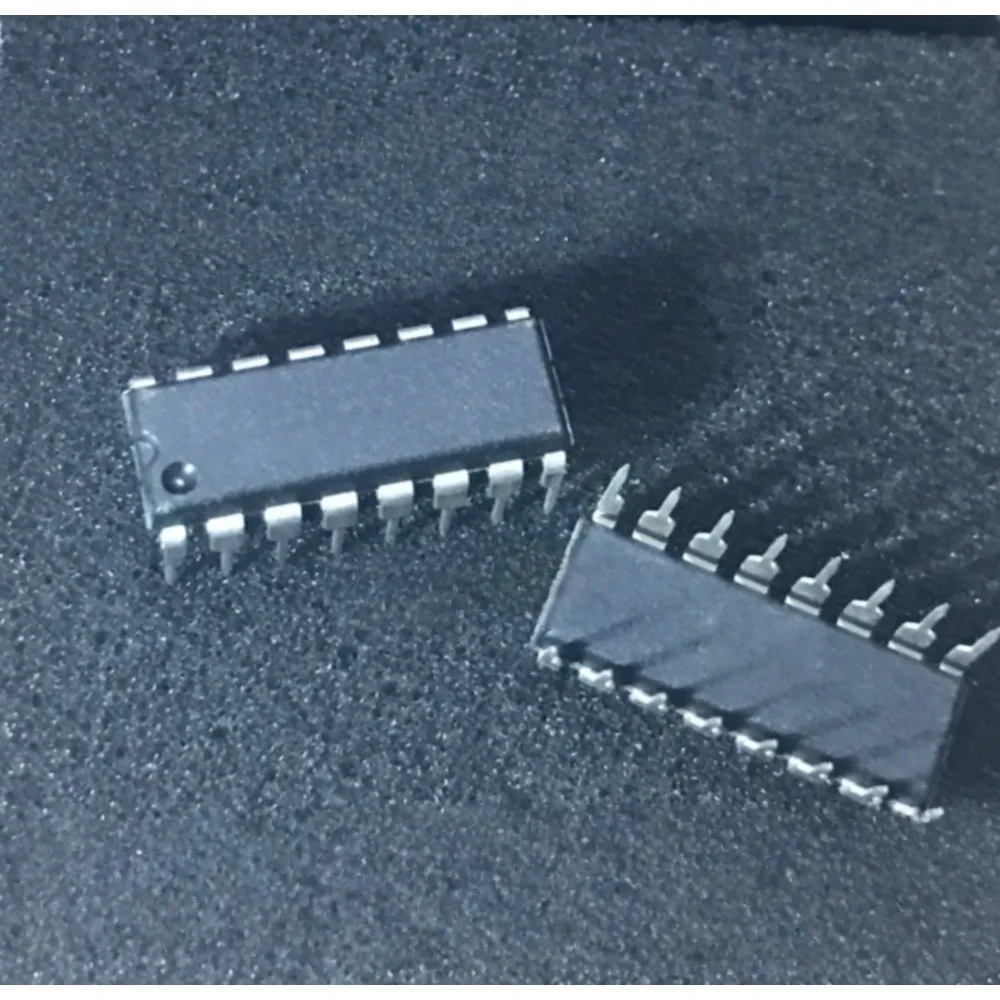 1-50PCS DAC8426F DAC8426FSZ DAC8426 MC14051BCP MC14051 74LVC14AD 74LVC14 SN74LVC14AD PIC12LF1572-I/SN PIC12LF572 F1572-I