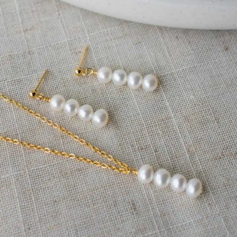 

White Baroque Freshwater Pearl Rice Earrings Pendant set Christmas Diy Women Wedding Classic Aquaculture