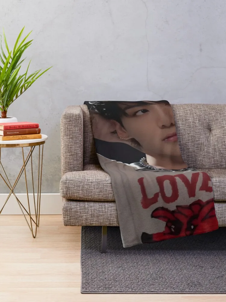 Jeon Jungkook BTS solo 3d golden Throw Blanket Beach Decorative Sofas for winter Blankets