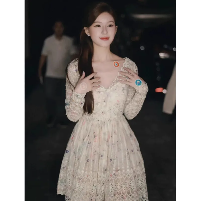 Xu Wo Yaoyan Cosplay Kleid Frühling Sommer Zhao Lusi Gleichen Stil Kleid Stickerei Hohl Druck Süße Nachbar Mädchen Erste Liebe Kleid