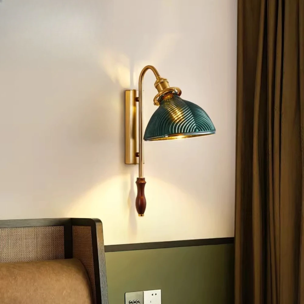 

Американский ретро-прикроватный настенный светильник для спальни, свет в античном стиле, роскошная атмосферная лампа для гостиной, коридор, входная лампа