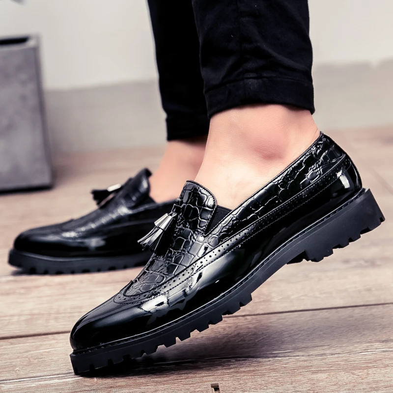Luxury Men's Dress Shoes Designer Loafers Tassel Decoration Comfortable Business Shoes for Men Spring Brand Casual Leather Shoes