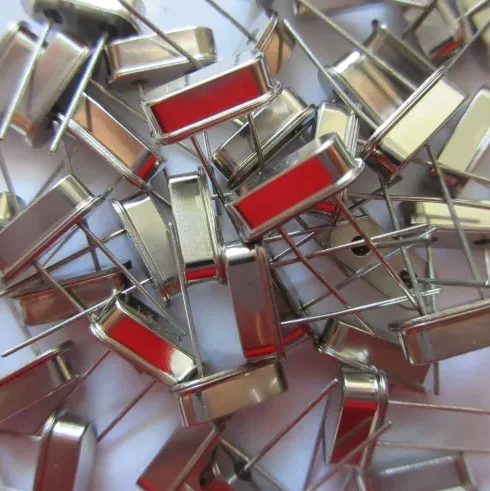 Direct-insert passive crystal oscillator 13.56M 49S 13.560 MHz HC-49S DIP direct-insert type with 2 pins