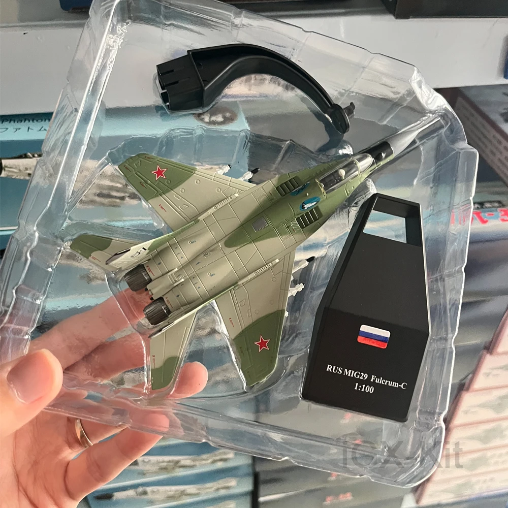 

1/100 масштаб русский MIG-29 Mig29 Fulcrum C истребитель литой под давлением металлический самолет модель самолета детский подарок игрушка орнамент