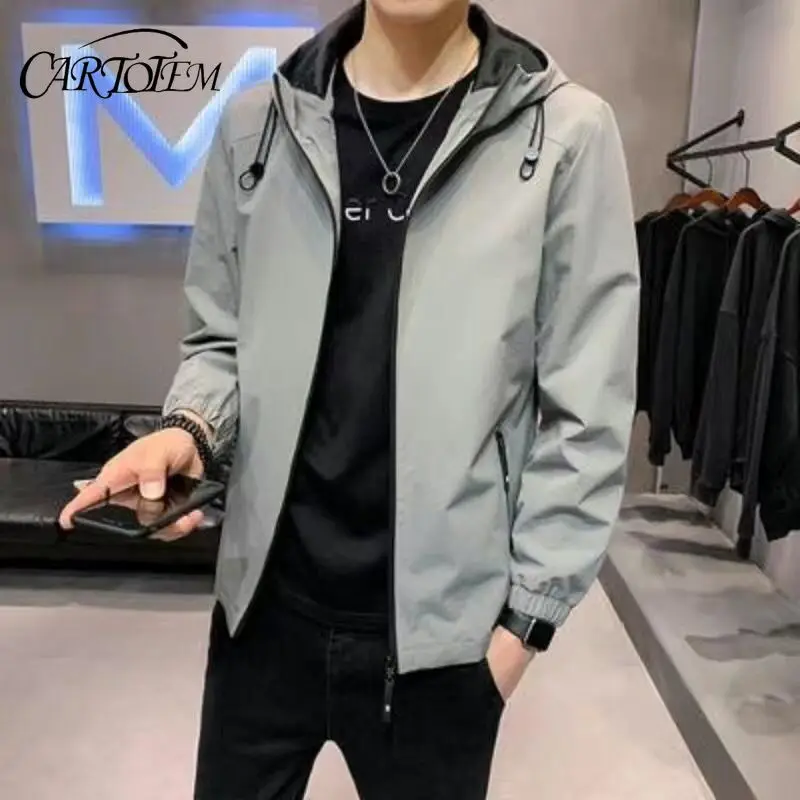 

Новая мужская куртка с капюшоном, модная осенняя одежда, ветрозащитная тонкая верхняя одежда