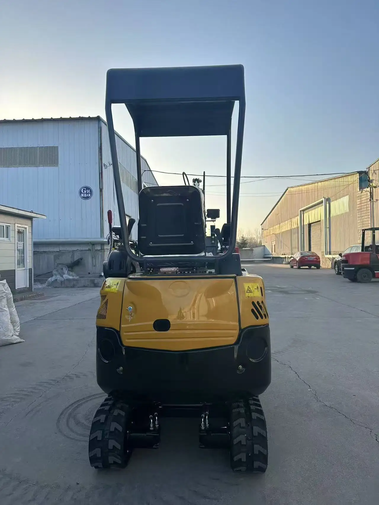 1.5 Ton 1.6 Ton Mini Excavator Customize Factory Price Mini Digger  Free shipping Kubota Engine  Excavator Crawler Excavator