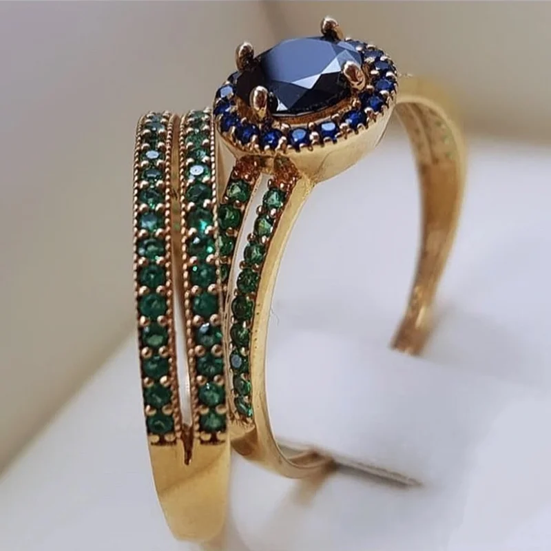 

2pcs/set Luxury Gold Plated Inlay Black Zircon Ring Fashion Wax Inlay Green Zircon Ladies Engagement Wedding Set Ring