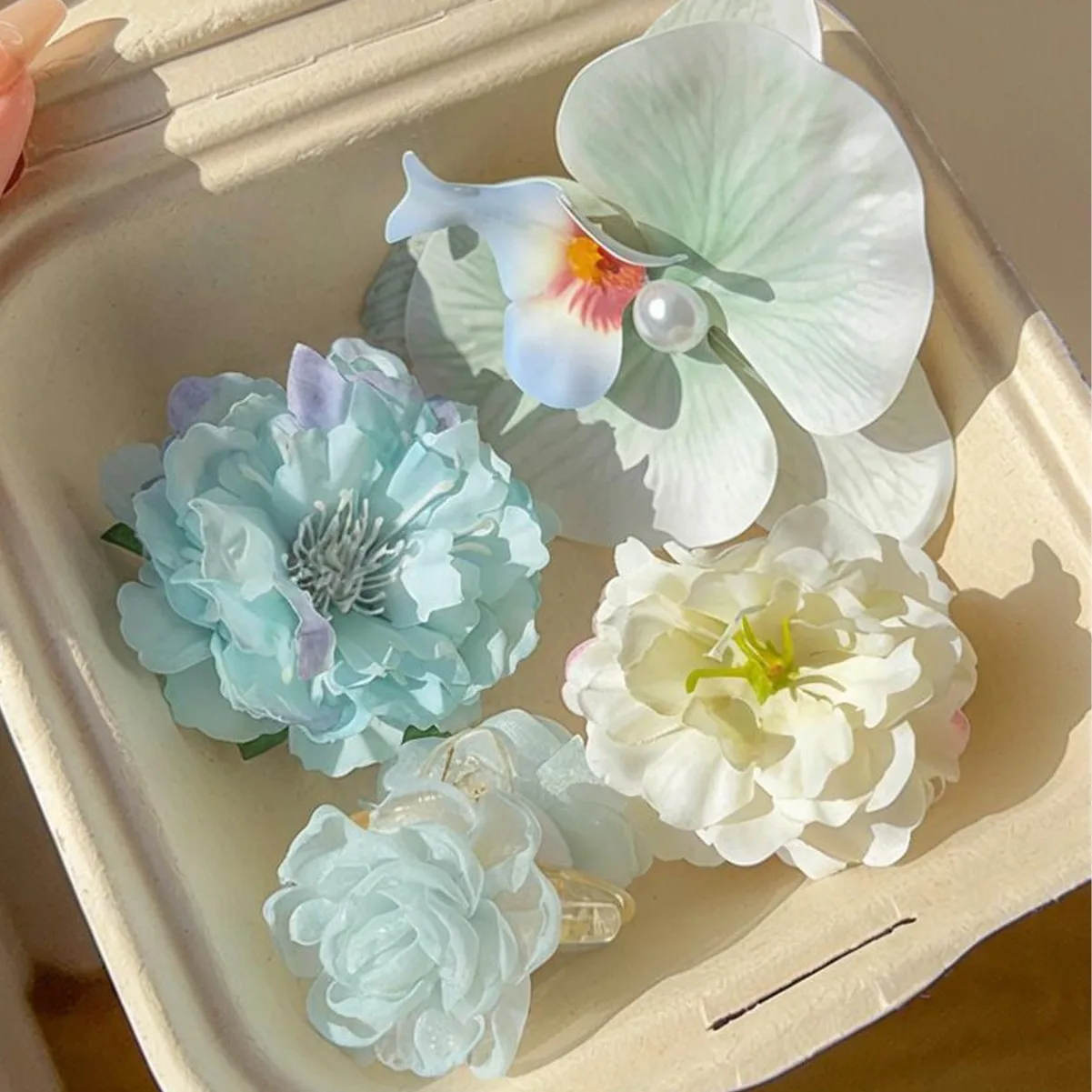 Mint Green Series Hair Clips Fresh Floral for Women, Trendy Duckbill Hair Accessory, Office Party Evening Holiday Gift Chic view 2