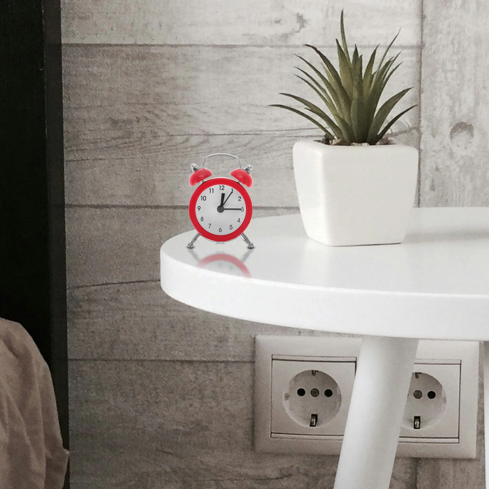 

Creative Metal Material Small Alarm Clock Garden Small Fresh Desktop Mini Alarm Clock Kids Alarm Clock(Red)