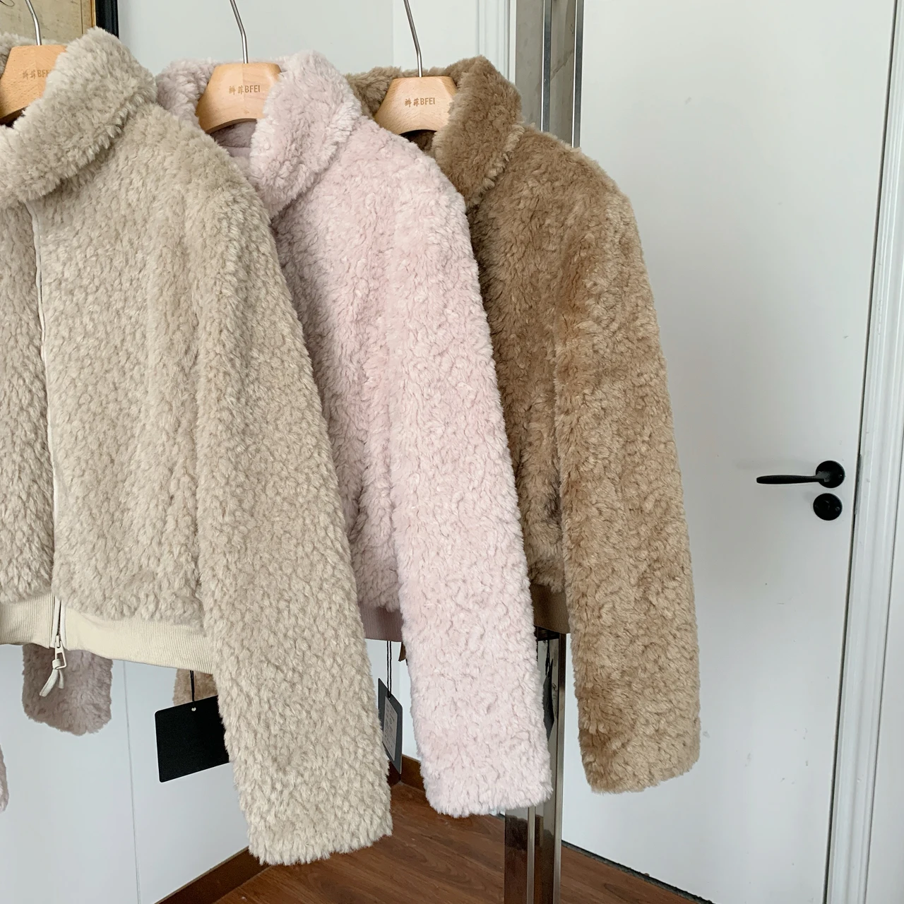 سترة نسائية فضفاضة بأكمام طويلة من الصوف الصناعي للخريف والشتاء ملابس خروج نسائية بياقة مقلوبة وسحّاب من الفرو الصناعي ملابس خارجية #5