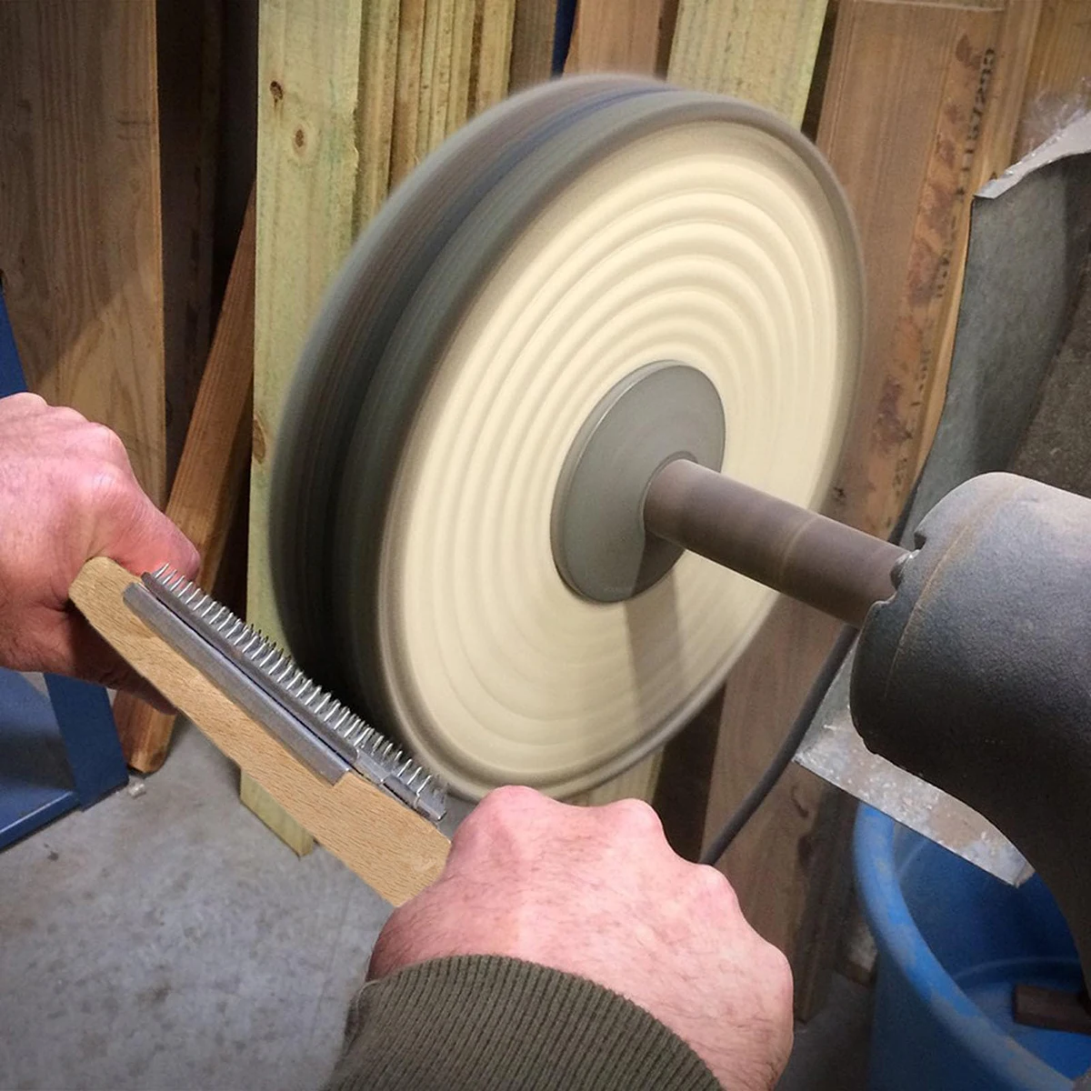 

Ручная шлифовальная машина из нержавеющей стали, многофункциональный инструмент для полировки с деревообработкой, набор для домашнего ремонта «сделай сам»