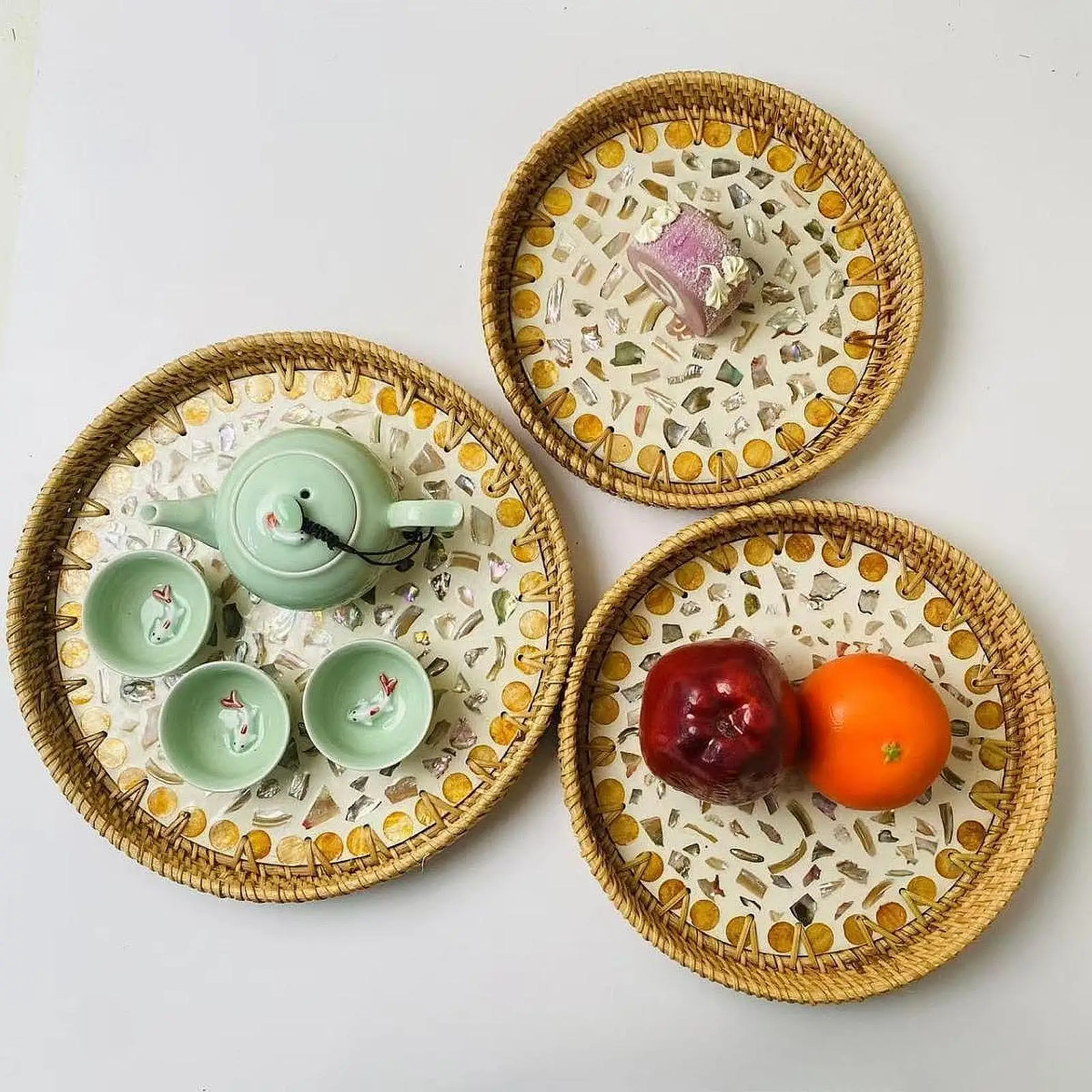 

3x Round Rattan Tray Fruit Tray Multifunctional Container Serving Tray Bread Basket for Parties Coffee Table Snack Bread Food