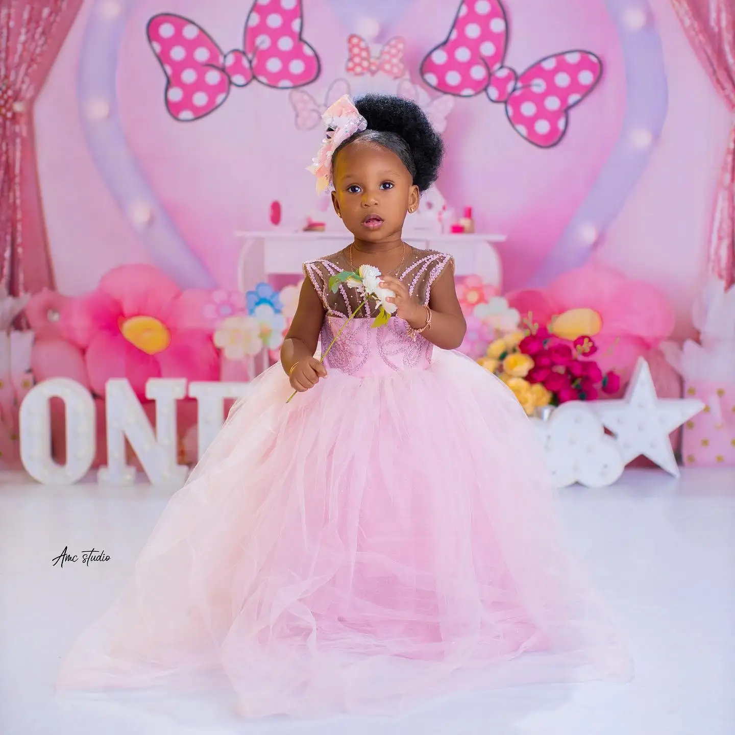 

Light Pink Flower Girl Dresses Beaded Floor Length Ball Gown First Communion Dress Birthday Photos Shoot Gowns for Party