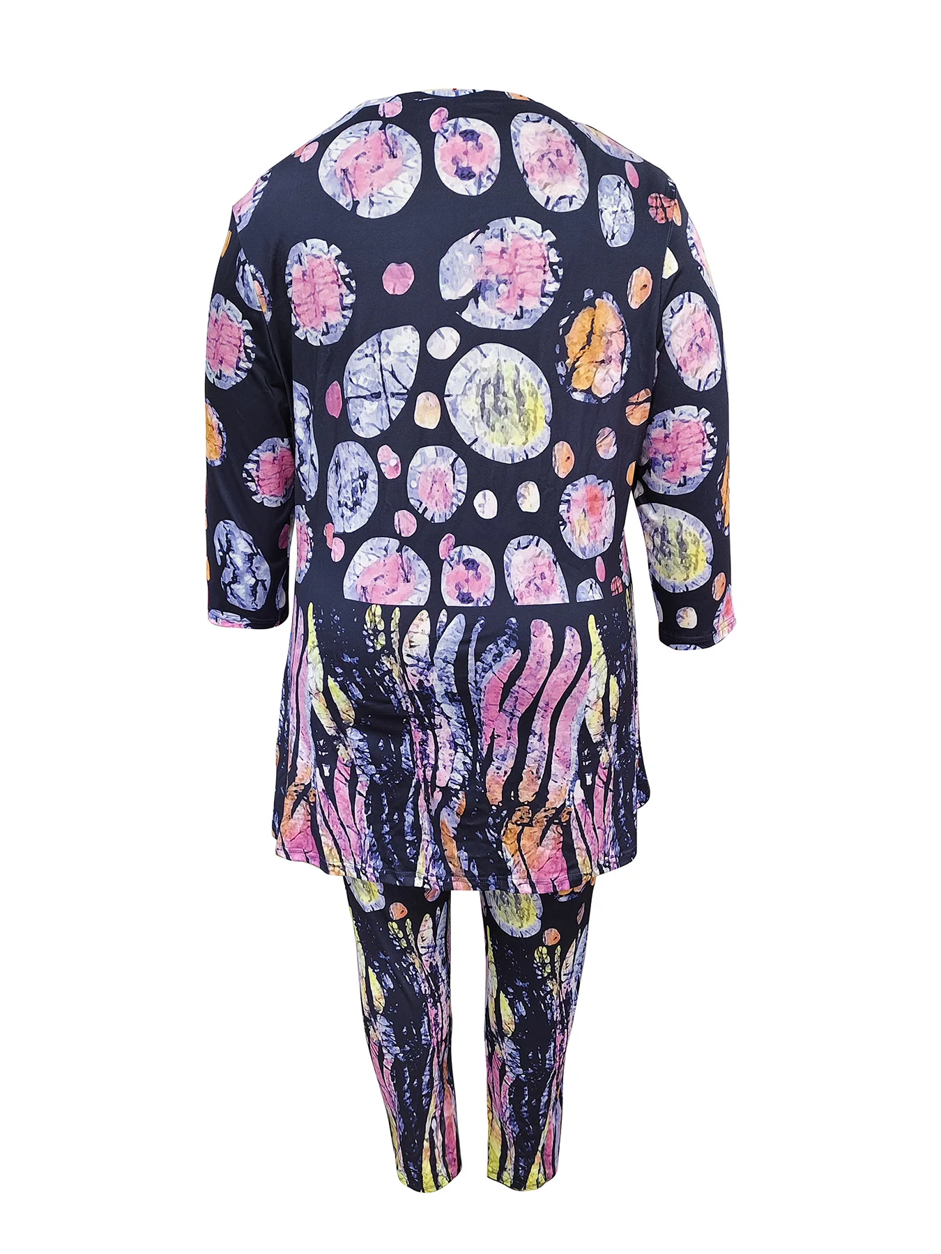 طقم تونيك وسراويل ملونة بمقاس كبير، مثالي للراحة والأناقة