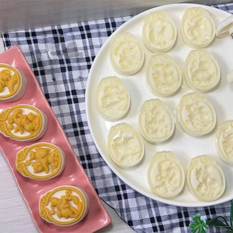 L9BE Cartoon Dessert Molds 3D Pastries Making Molds Animal Baking Tool ABS Texture Dessert Press for Various Cake