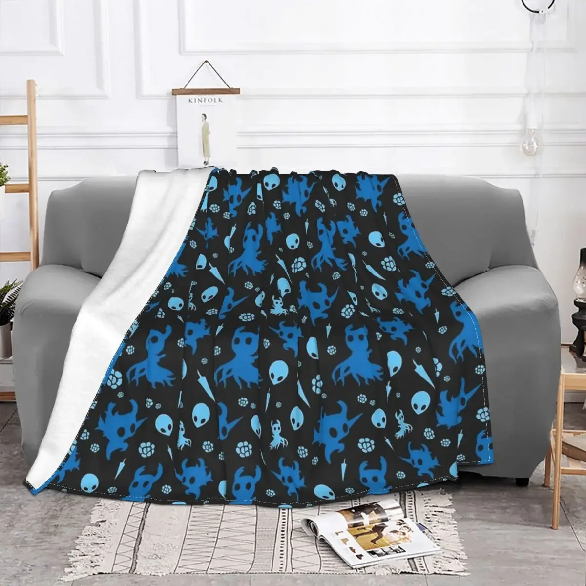 Retro Hollow Knight Pattern Blankets Game Wool Funny Breathable Throw Blanket for Bedspread Textile Decor