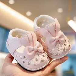 Sandalias ahuecadas para bebés y niñas, zapatos con lazo para niños pequeños, zapatos para primeros pasos al aire libre, zapatos de princesa para vestido de novia de suela suave para recién nacidos