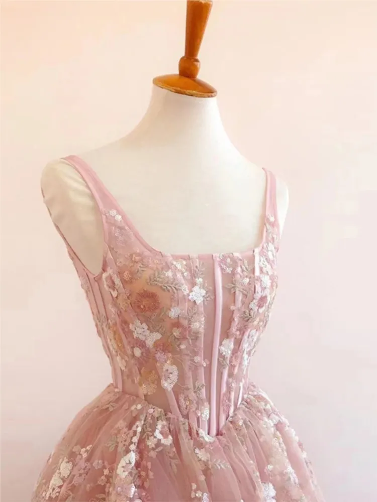 

Halter pink light luxury small flower toast birthday party host dress