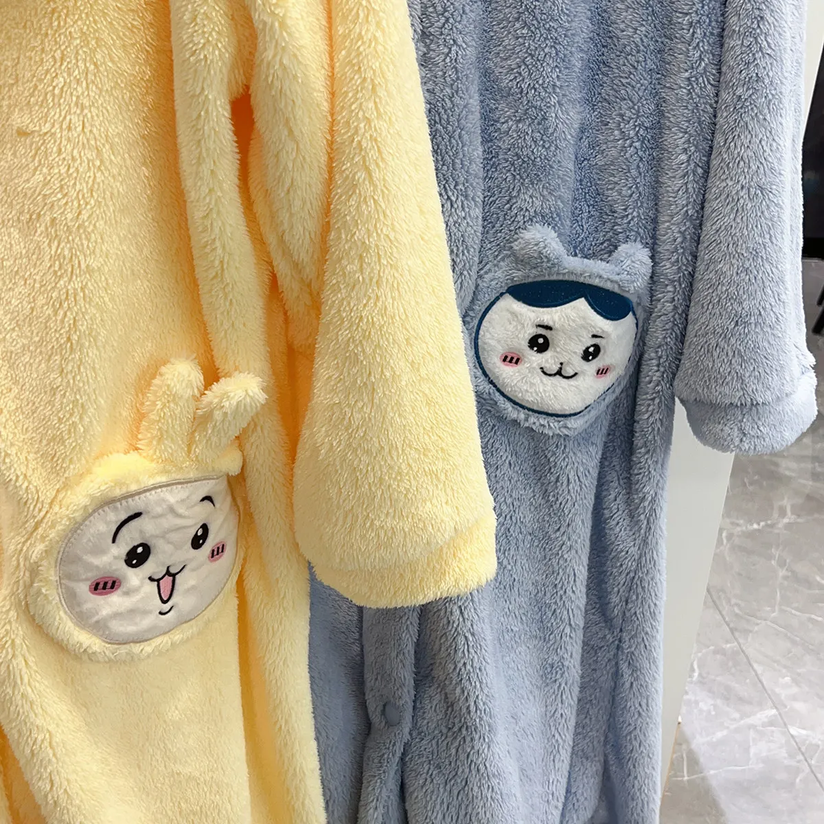 Anime Chiikawa Usagi Women Pajamas Flannel Hooded Bath Robe Yellow Cartoon Plush Thicken Long Sleepwear Kawaii Winter Homewear