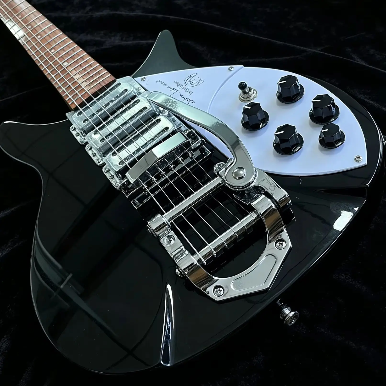 

Costom Electric Guitar 325 Johnlennon Electric Guitar Black Color Tremolo Bridge, Three Mini Humbucker Pickups Free Shipping