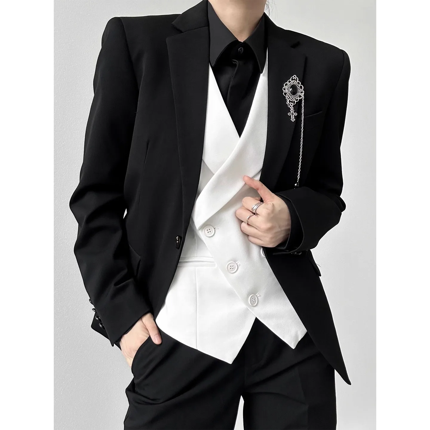 Suit Vest Men Waistcoat Sleeveless V Neck Double Breasted Y2k Streetwear Work Casual Slim Fit Tight Waist Solid Evening Autumn