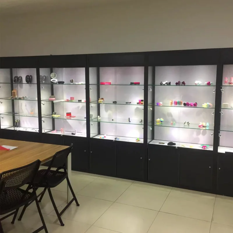 

2025customized.360 Degree Full Glass Trophy Showcase Retail Store Display Showcases With Inside Led Light Glass Display C
